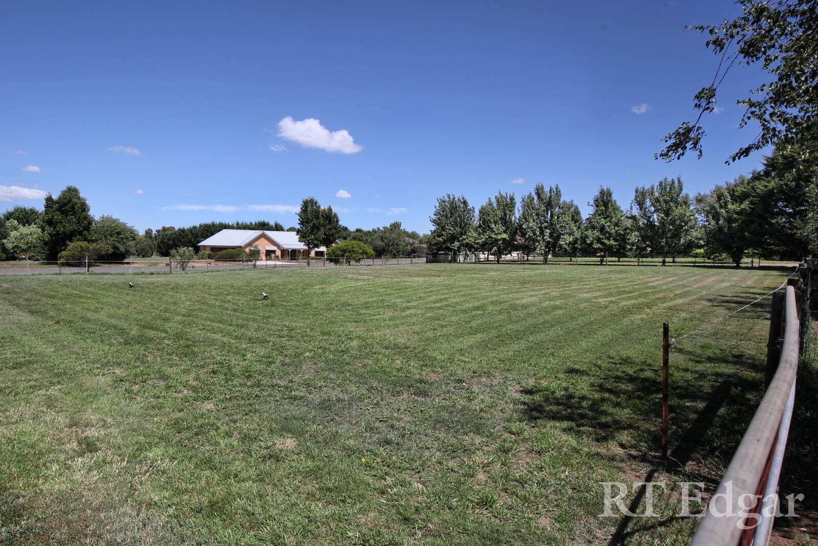 Real Estate and Property in 38 Stuartfield Avenue, Romsey, VIC