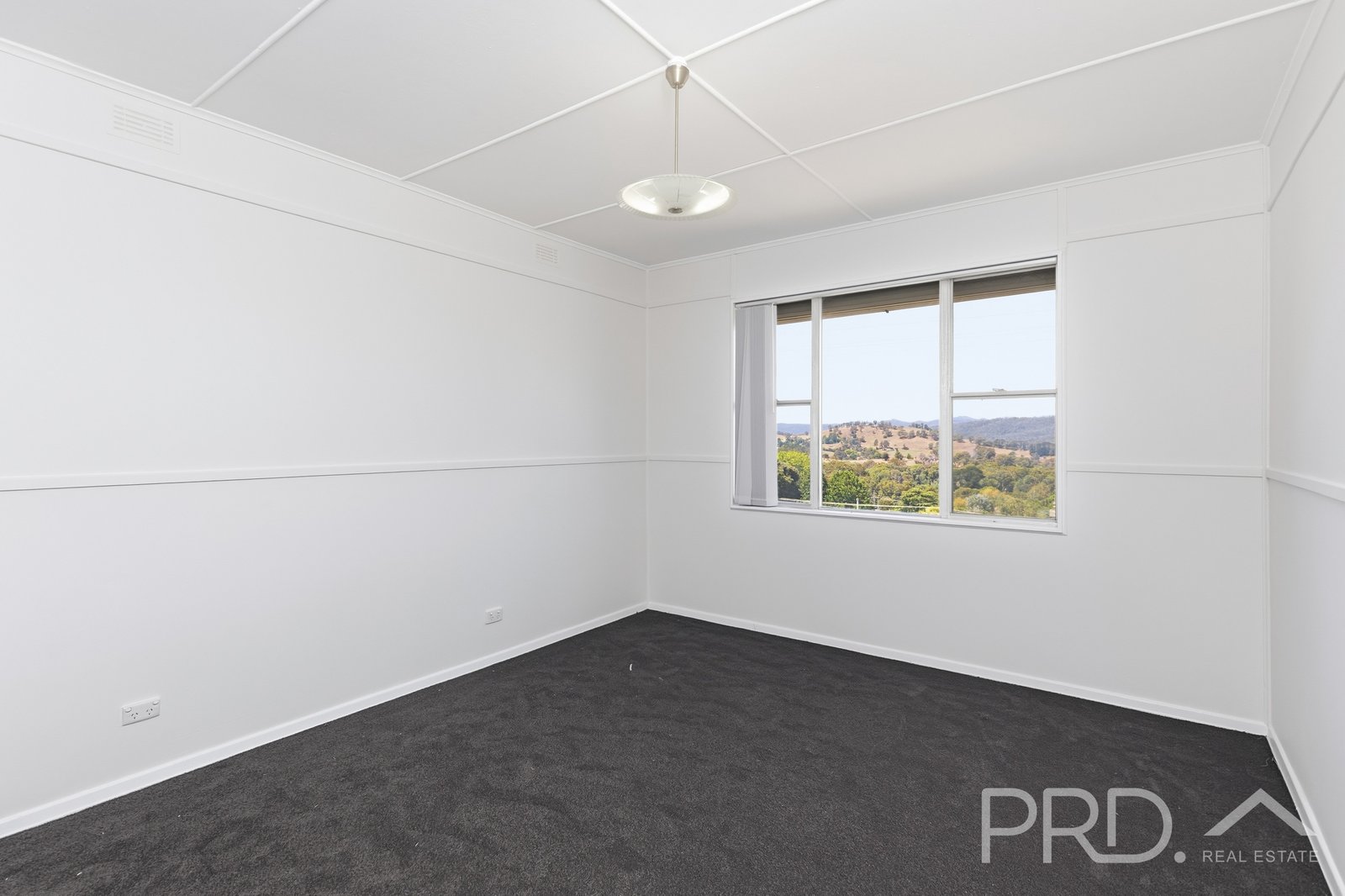 38 Sunnyside Avenue BATLOW 8