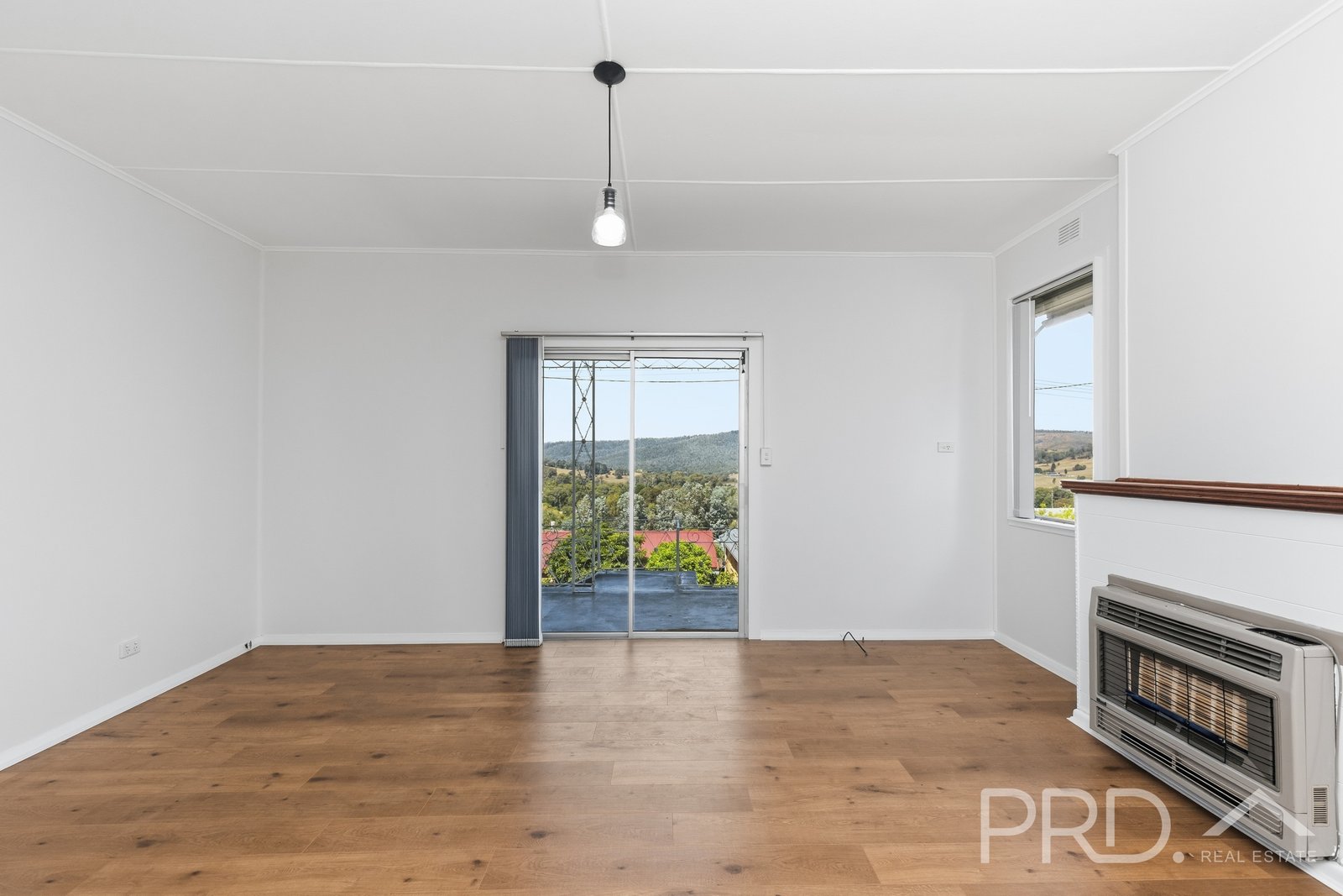 38 Sunnyside Avenue BATLOW 13