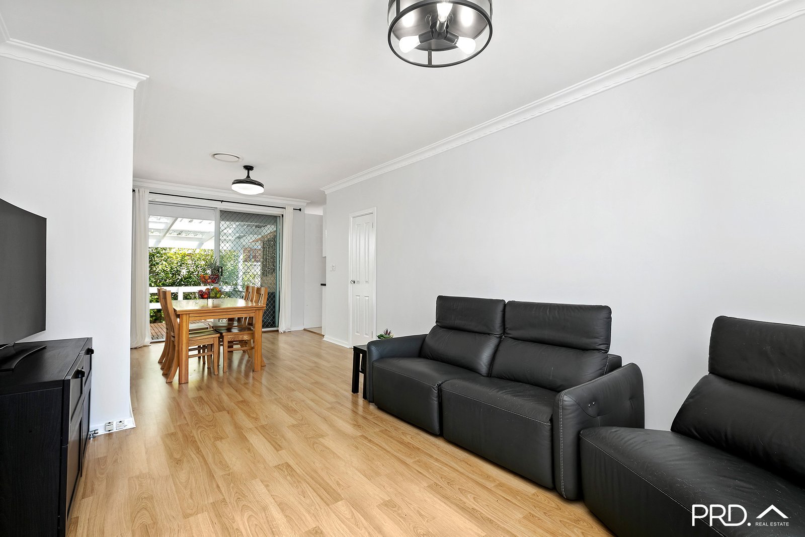 3/8 Targo Road BEVERLEY PARK 8