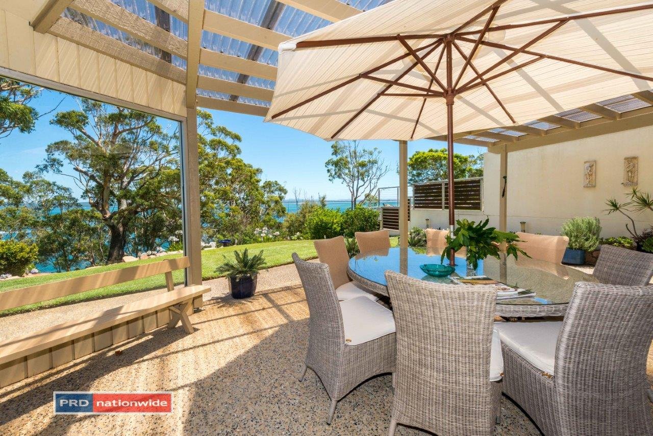 38 Thurlow Avenue NELSON BAY 2
