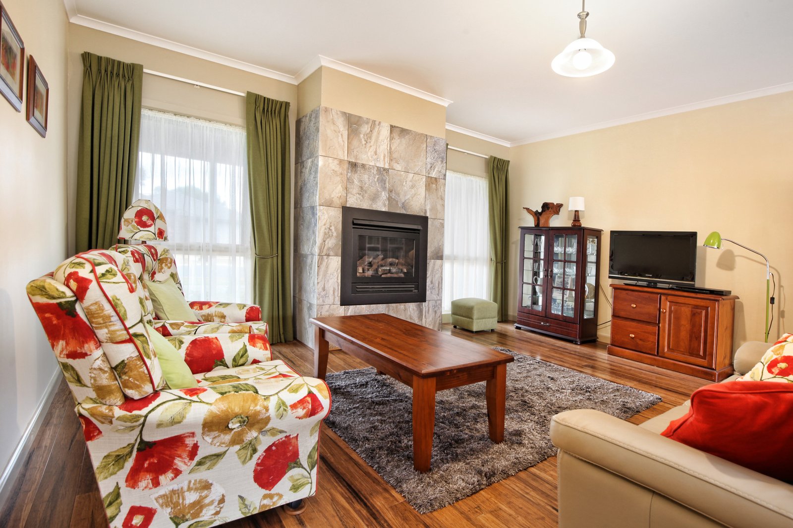 Real Estate and Property in 38 Tree Change Way, Woodend, VIC