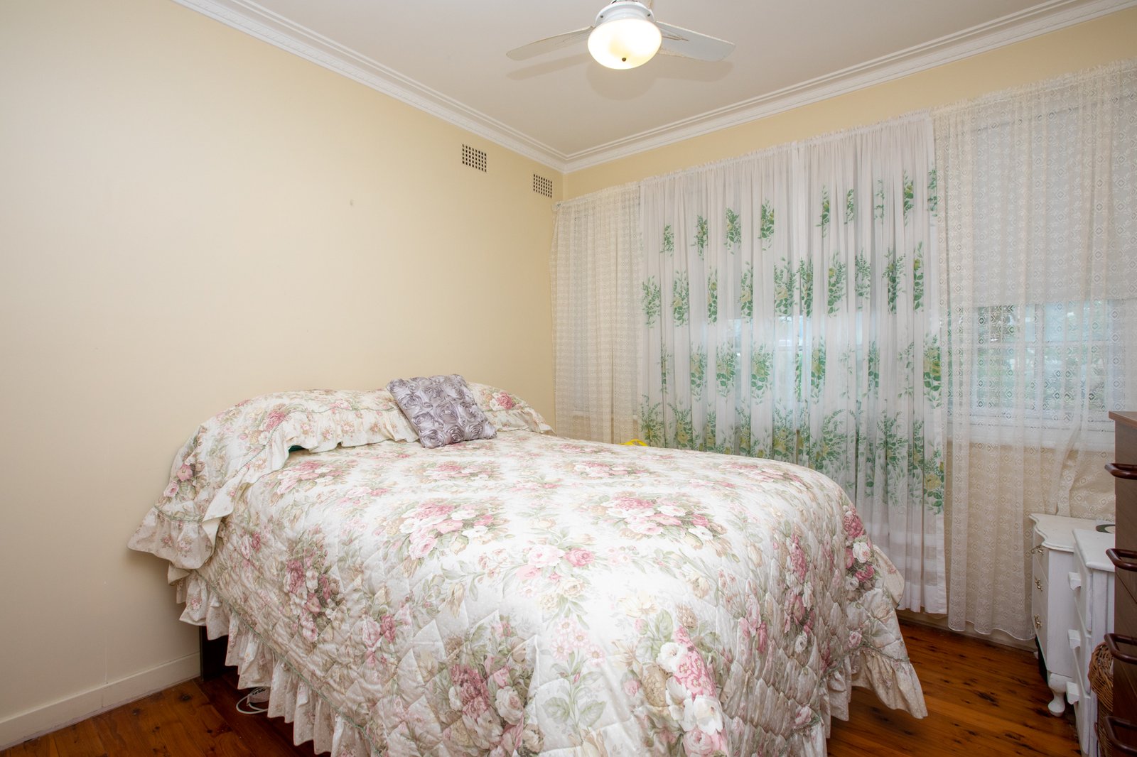 38 Vindin Street RUTHERFORD 9