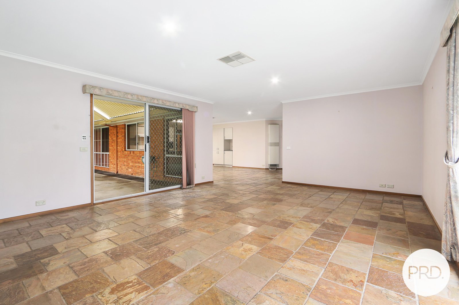 38 Wright Street GLENROY 8