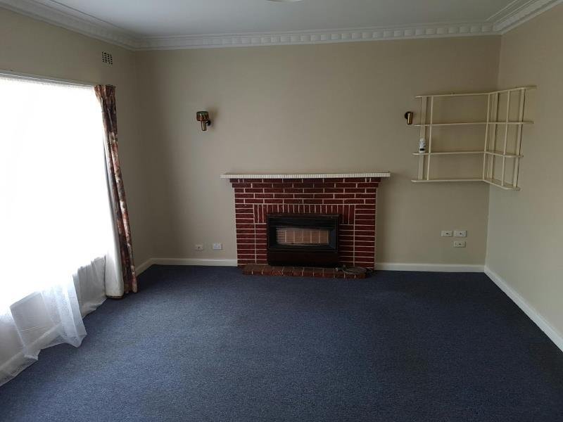 Gallery: 380 Francis Street