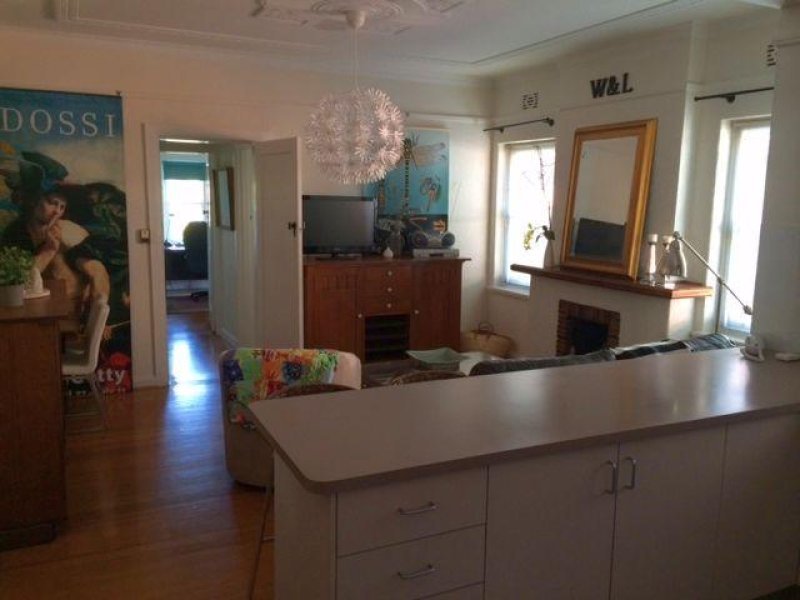 Gallery: 3/80 Kerferd Road