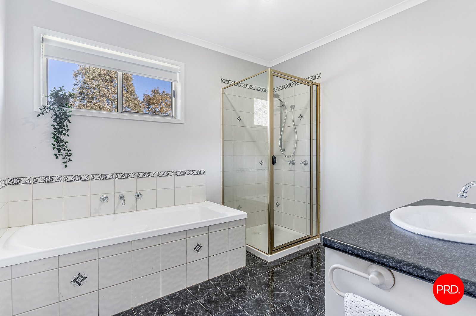 380 Native Gully Crescent EPPALOCK 14