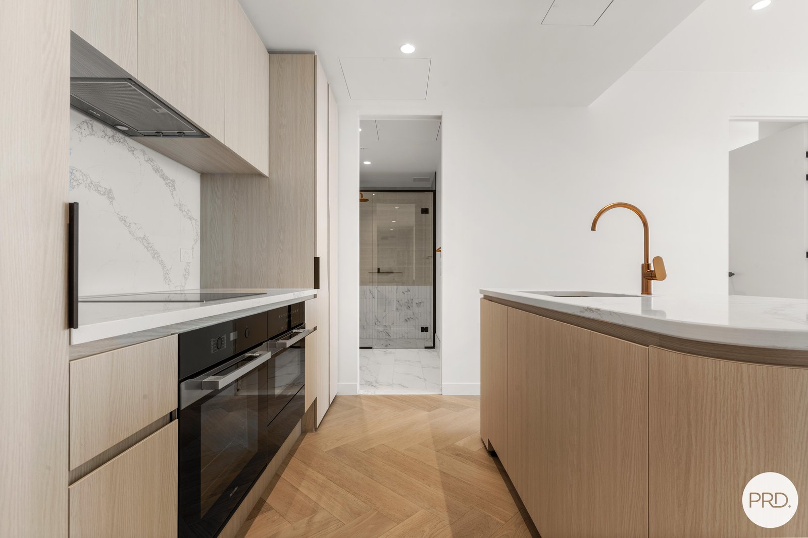 3807/308 Exhibition Street MELBOURNE 11