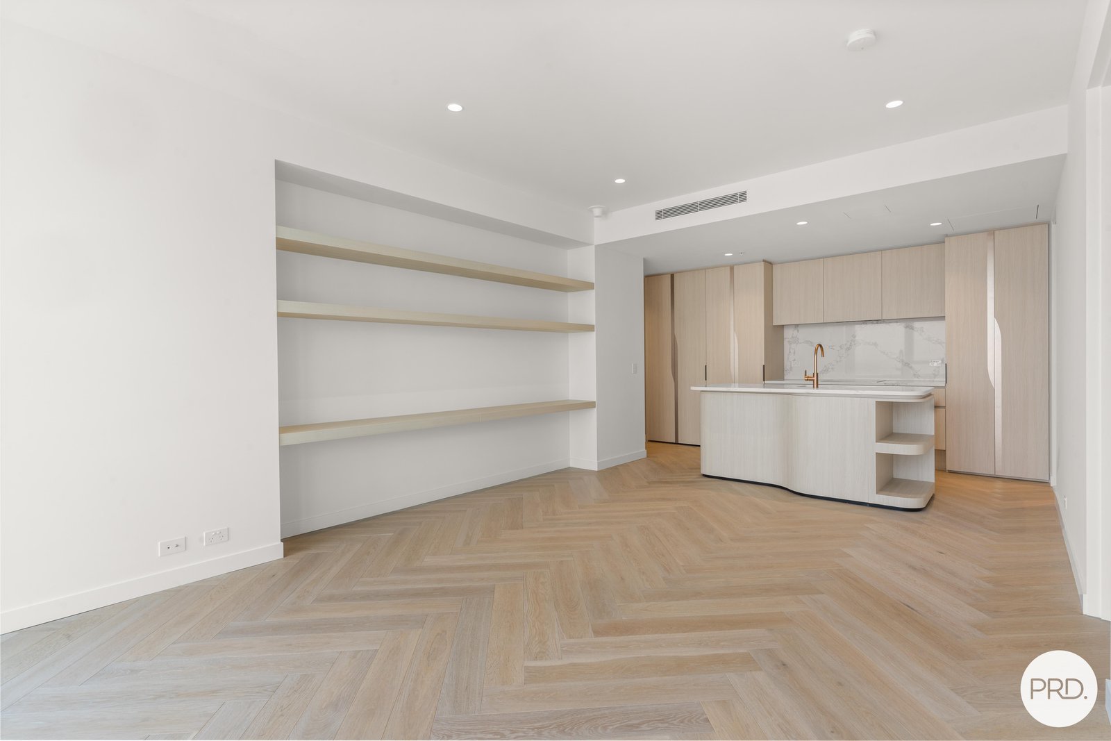 3807/63 La Trobe Street MELBOURNE 3