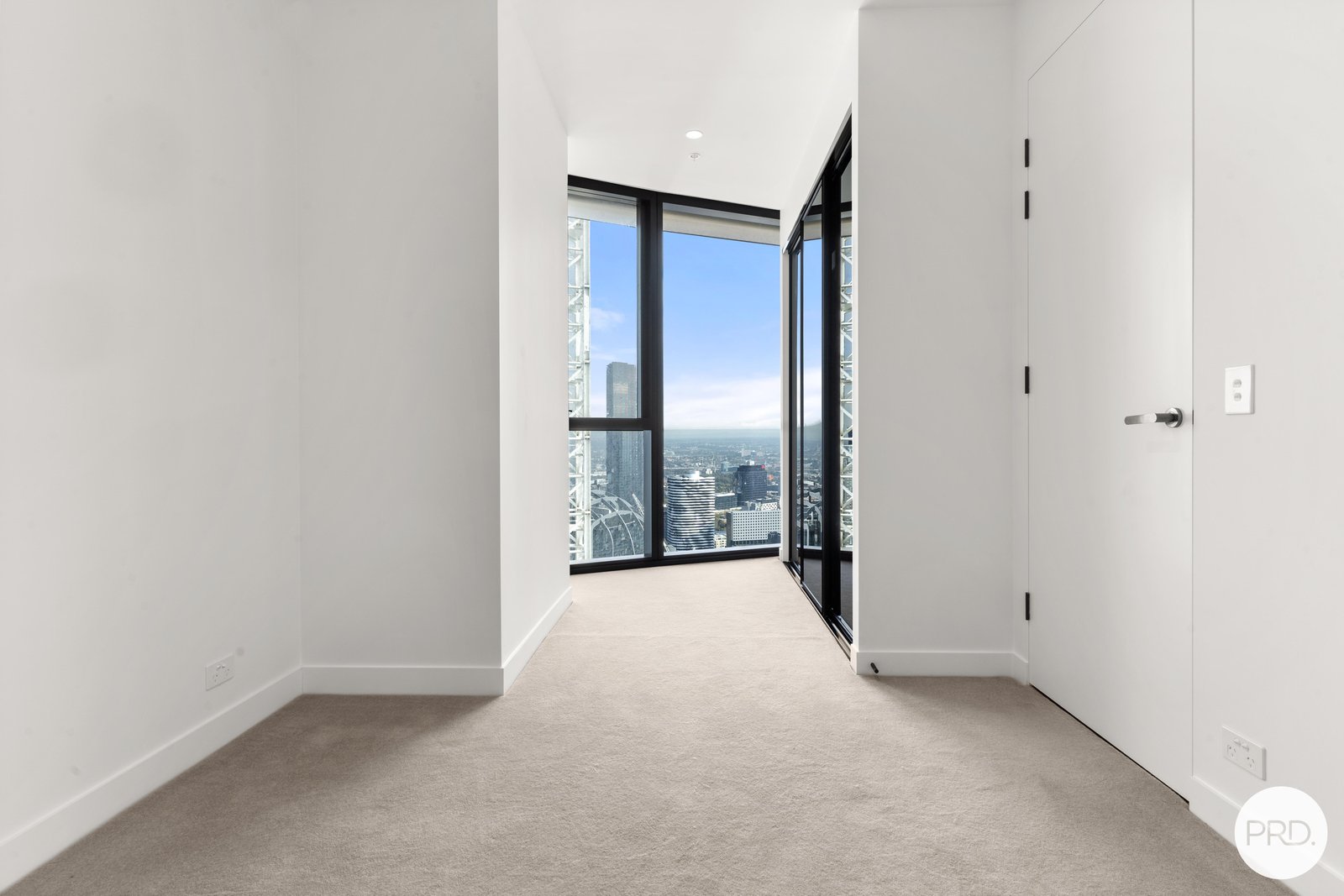 3807/63 La Trobe Street MELBOURNE 9