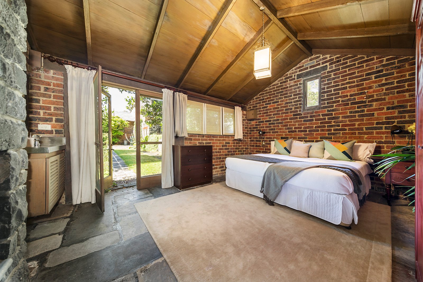 Real Estate and Property in 3808 Point Nepean Road, Portsea, VIC