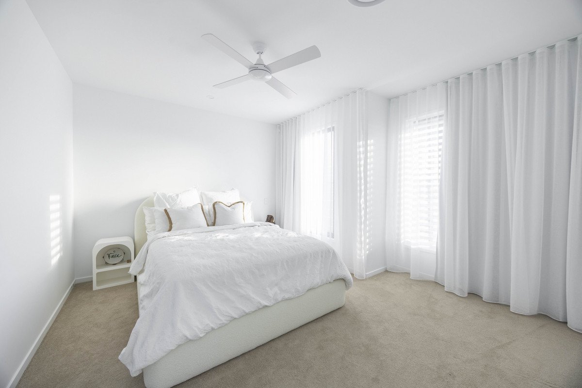 3/81 Mountain View Avenue Miami 12