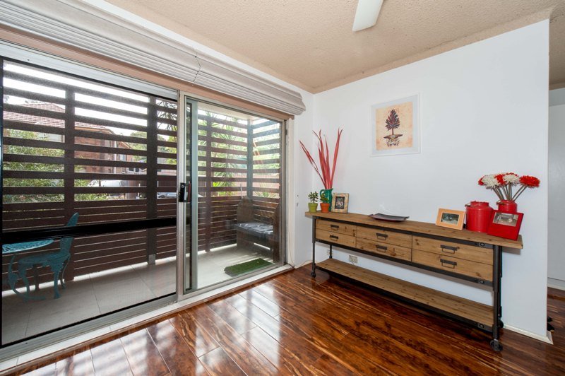 38/13-15 Grace Campbell Crescent HILLSDALE 2