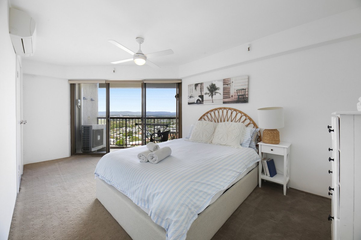 38/146 The Esplanade Burleigh Heads 13