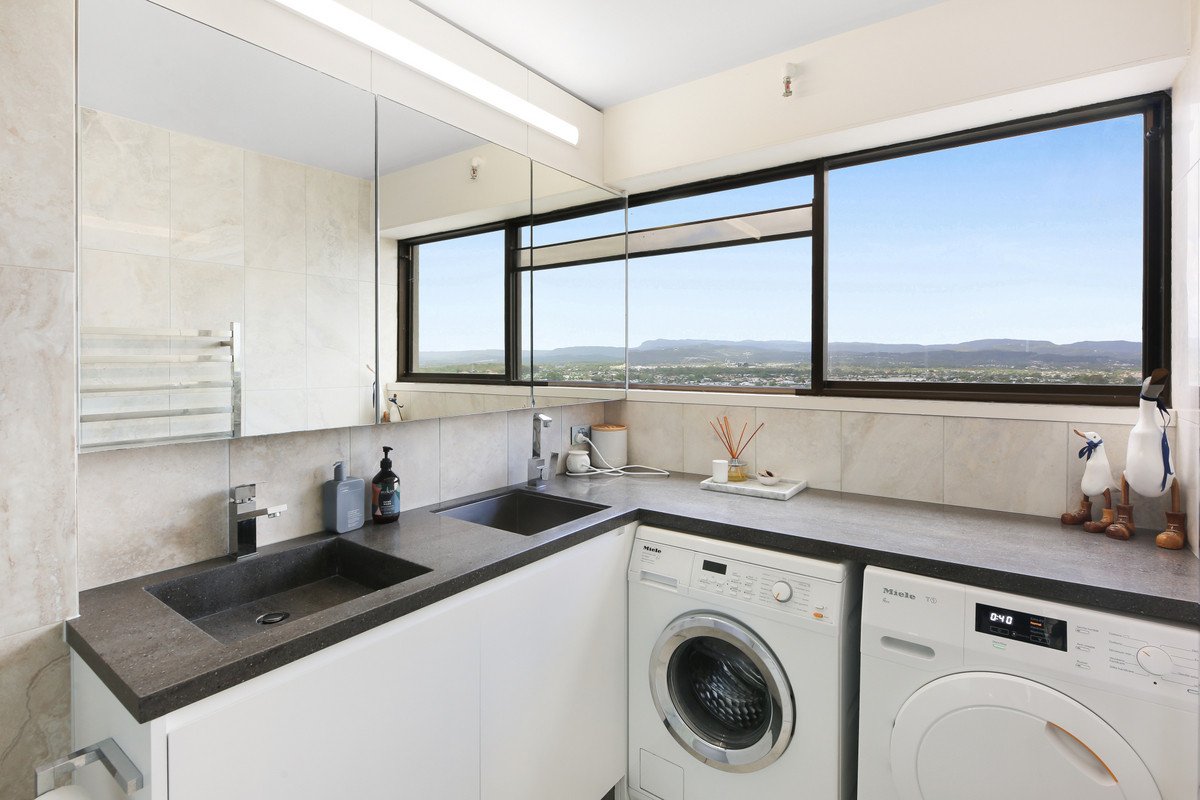 38/146 The Esplanade Burleigh Heads 19