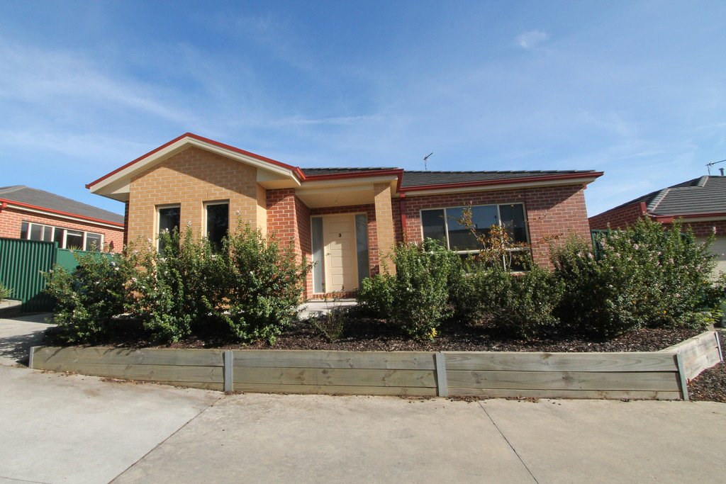 3/816-818 Bond Street MOUNT PLEASANT 1