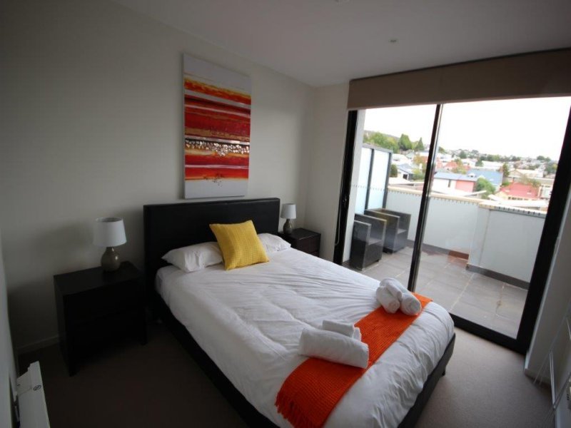 38/166 Bathurst Street HOBART 10