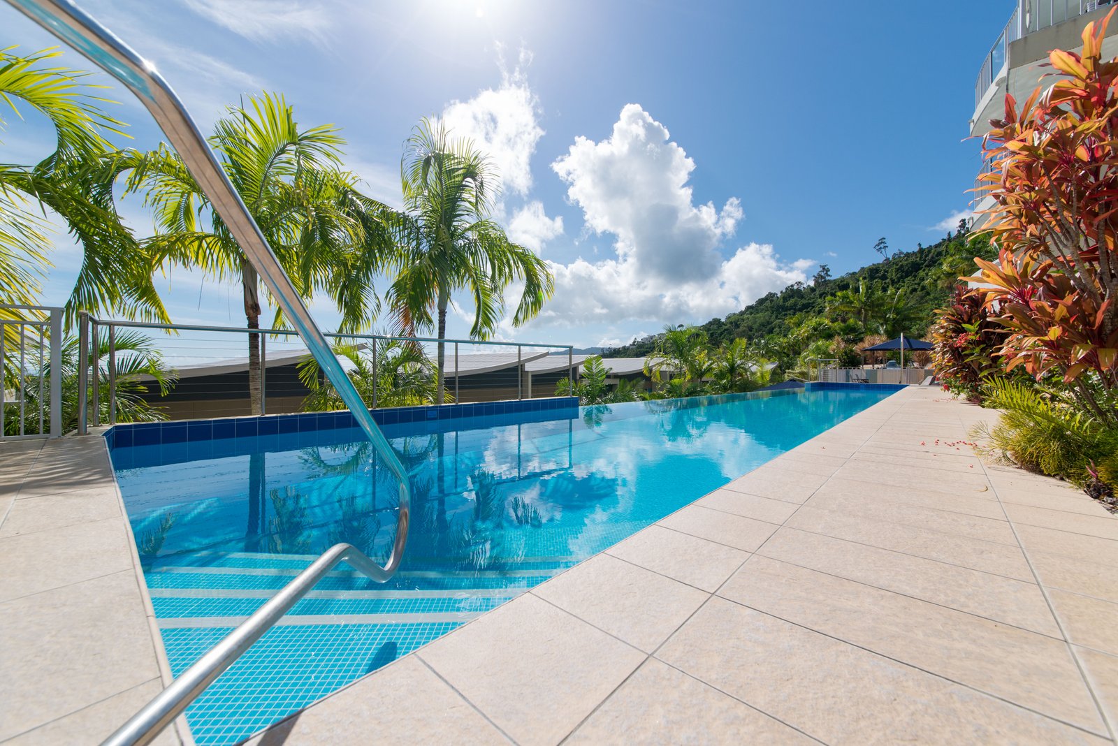 38/18 Raintree Place AIRLIE BEACH 19