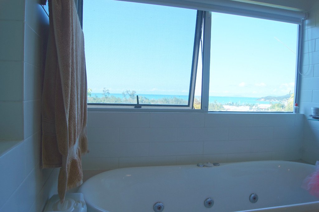 38/18 Raintree Place AIRLIE BEACH 12