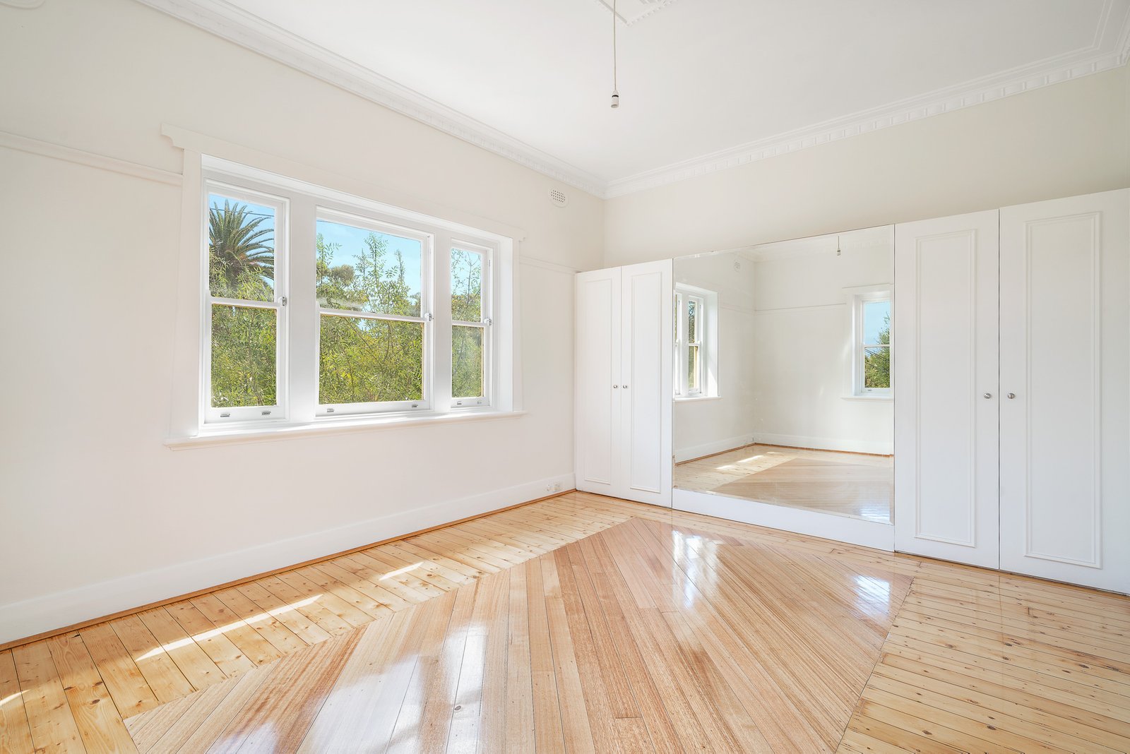 Real Estate and Property in 3/81A Spenser Street, St Kilda, VIC