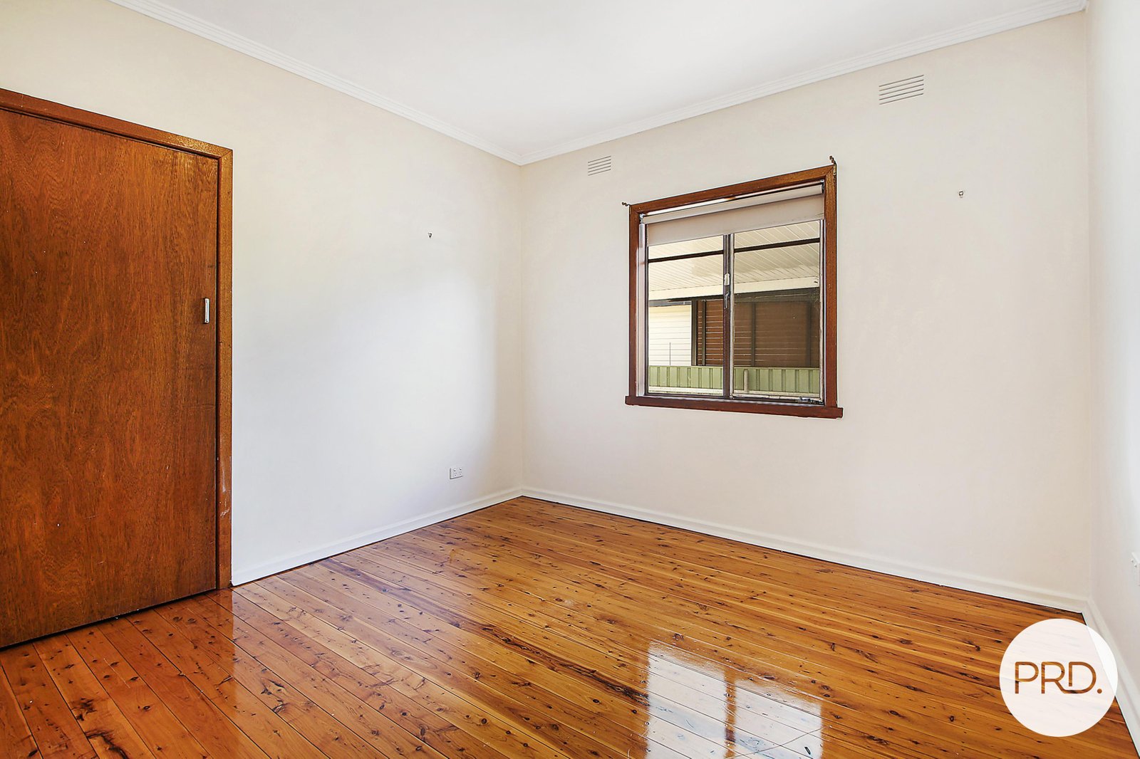 382 Glenly Street NORTH ALBURY 9