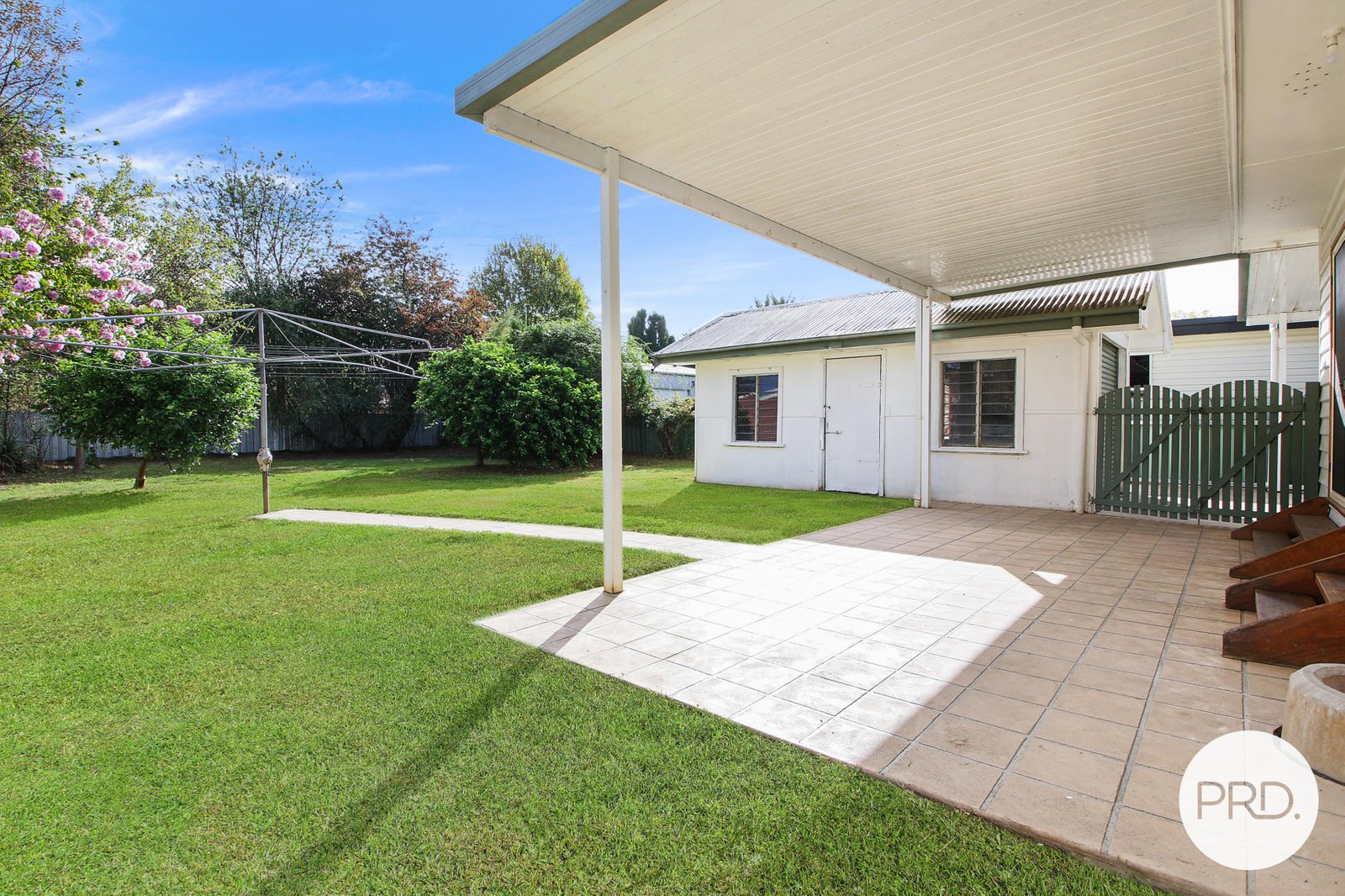 382 Glenly Street NORTH ALBURY 12