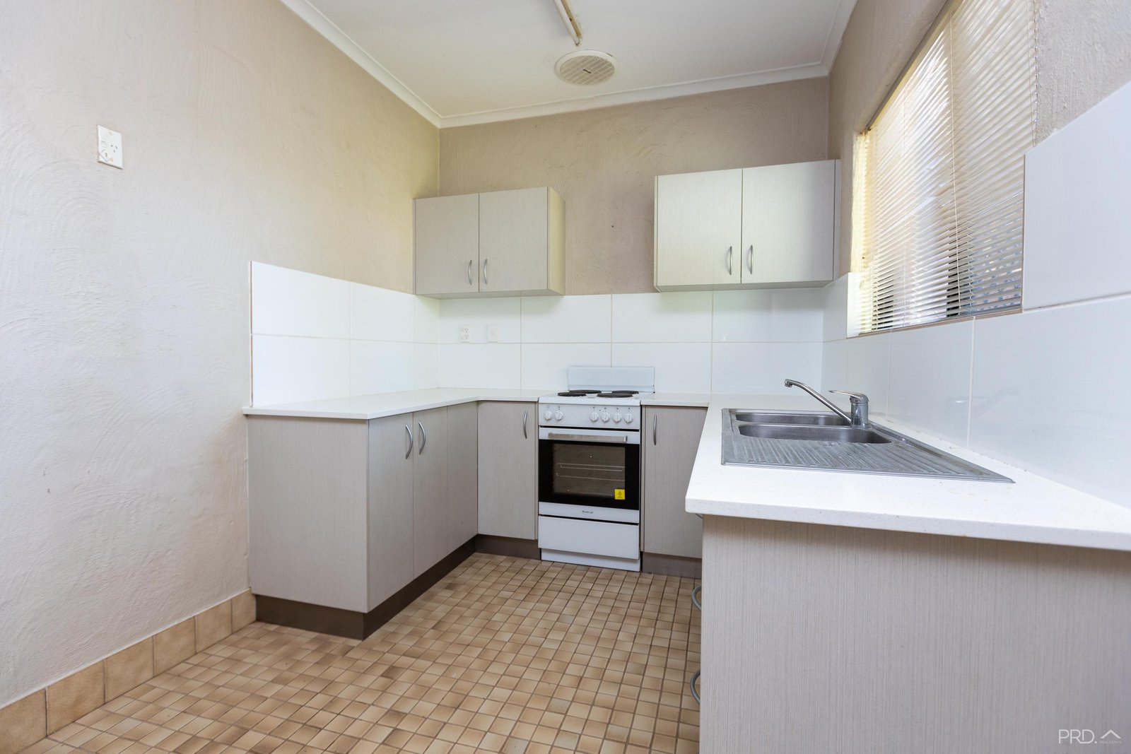 38/2 Milner Street BROOME 14