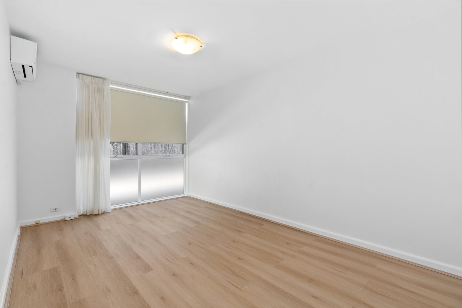 Gallery: 3/82 Pakington Street