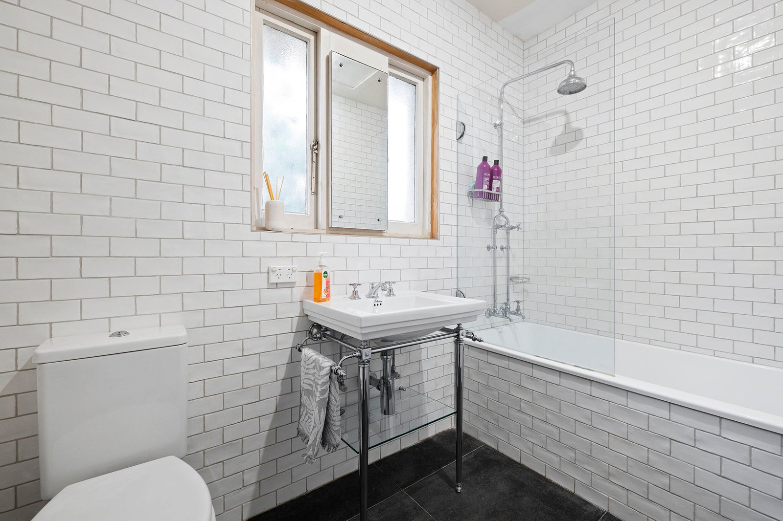 Real Estate and Property in 382 St Kilda Street, Brighton, VIC