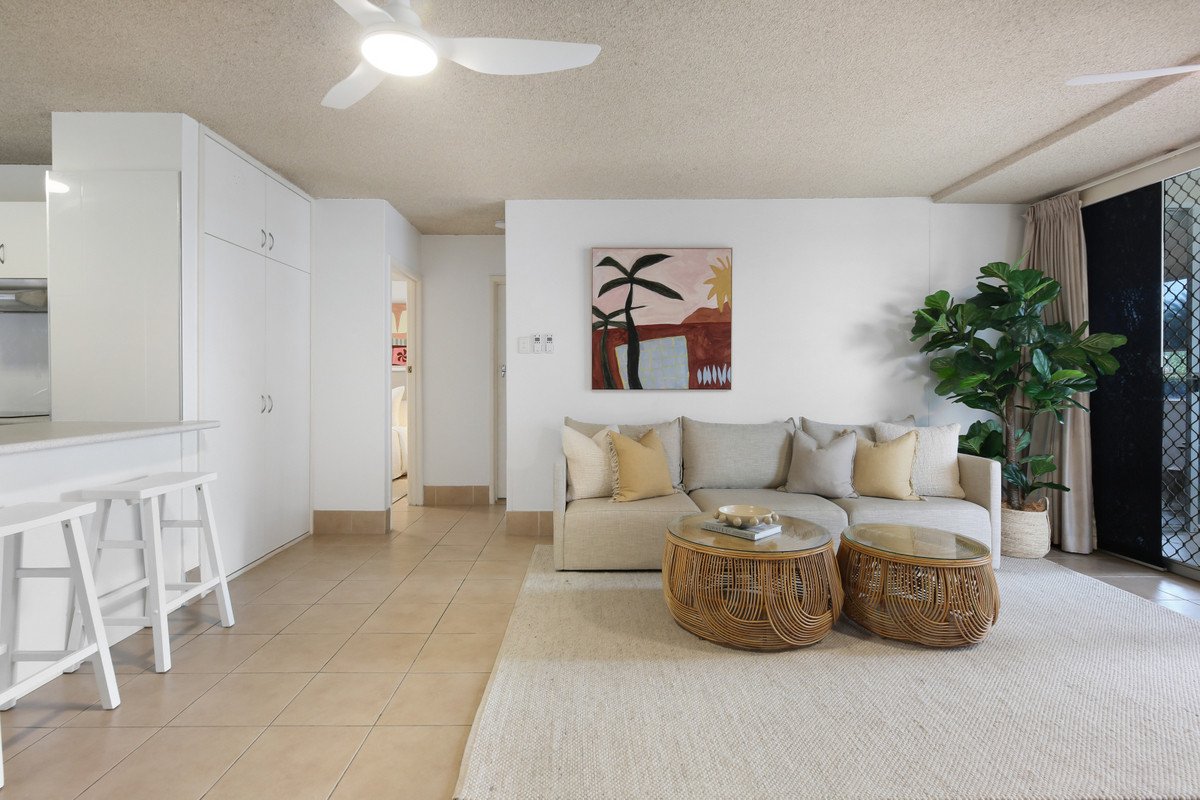 3/82 The Esplanade Burleigh Heads 3