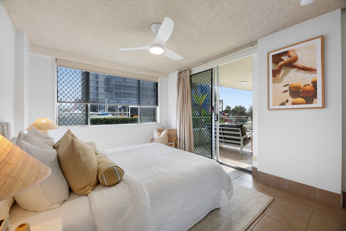 3/82 The Esplanade Burleigh Heads 9
