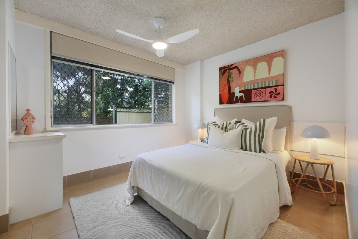 3/82 The Esplanade Burleigh Heads 11