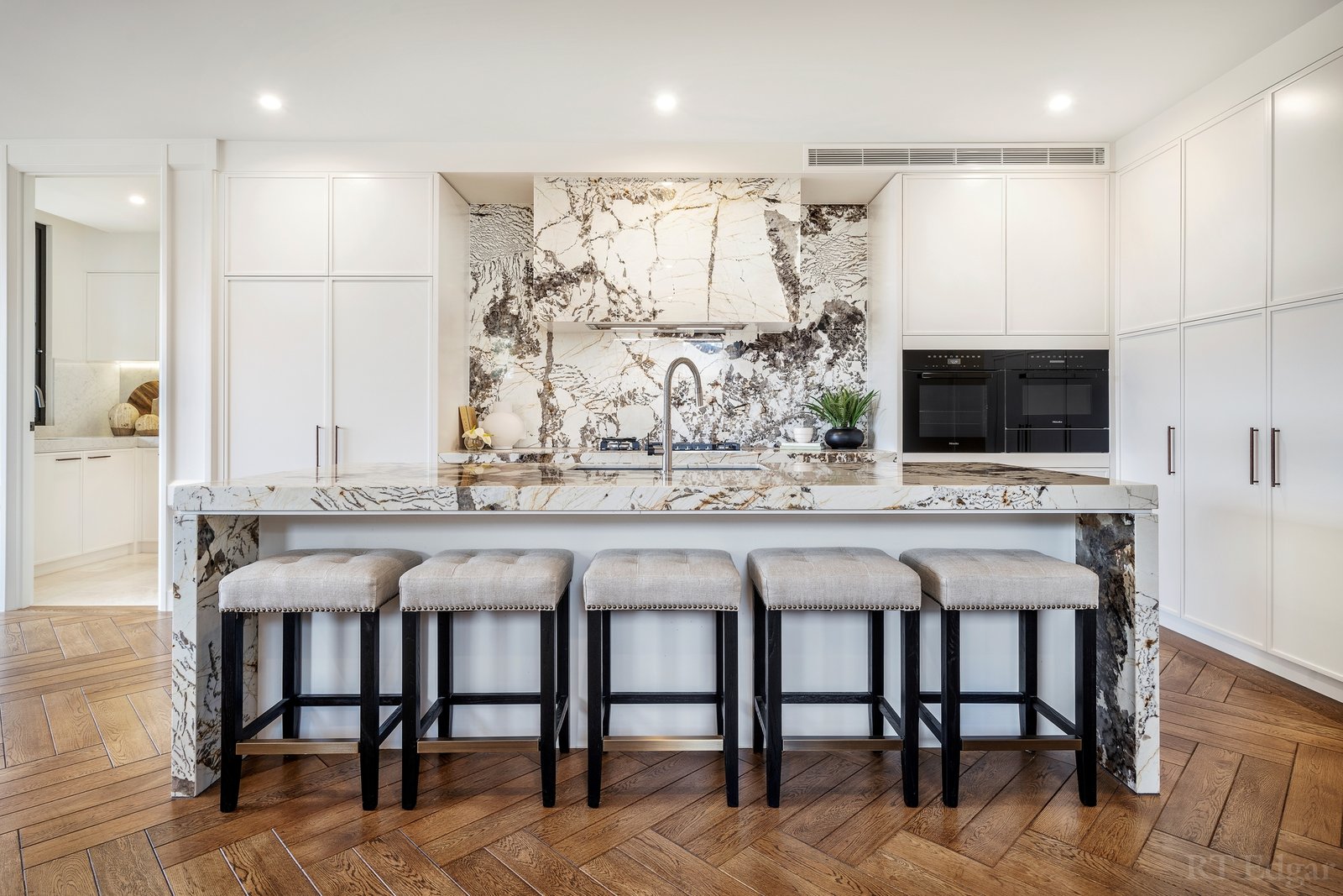 Real Estate and Property in 3/829 High Street, Kew East, VIC