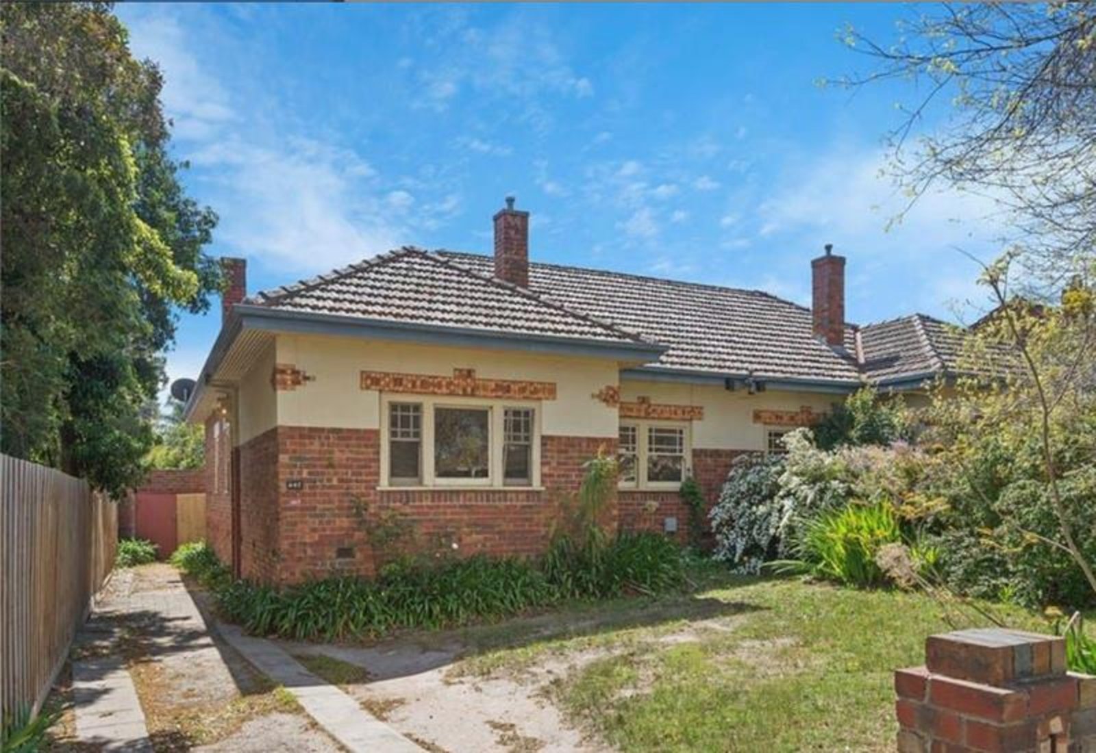 Gallery: 383-385 Mont Albert Road