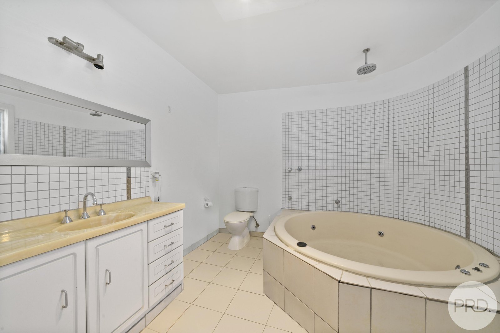 383 Brooker Highway LUTANA 7