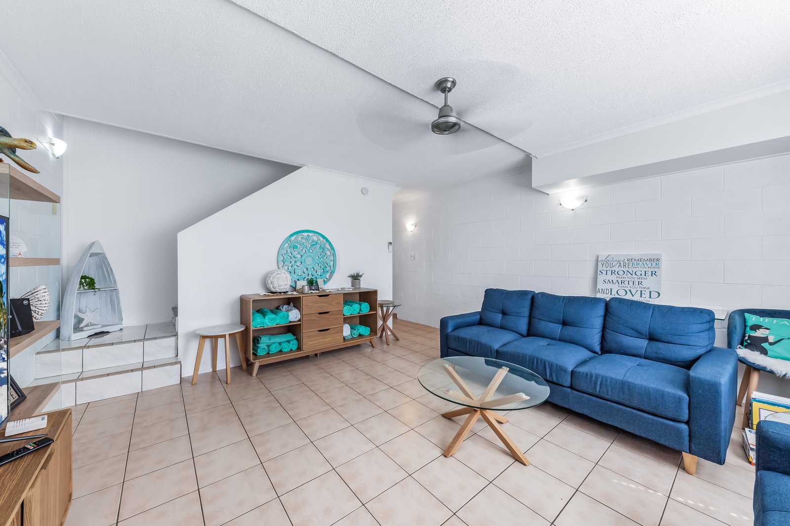 38/3 Eshelby Drive CANNONVALE 2