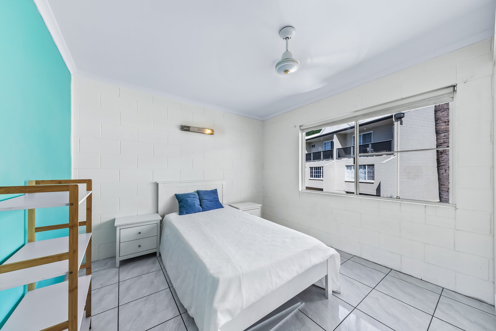 38/3 Eshelby Drive CANNONVALE 8