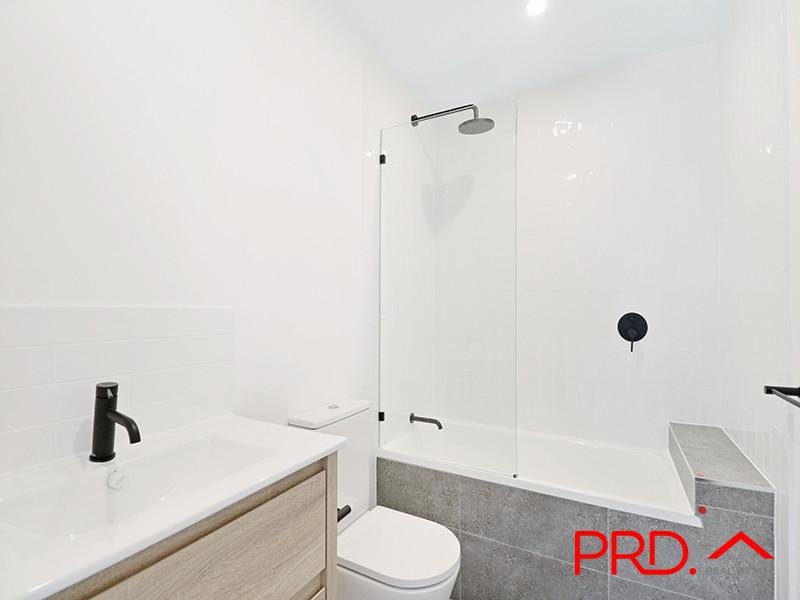 3/83 Falconer Street SOUTHPORT 4