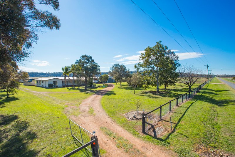 383 Long Point rd East  SINGLETON 1