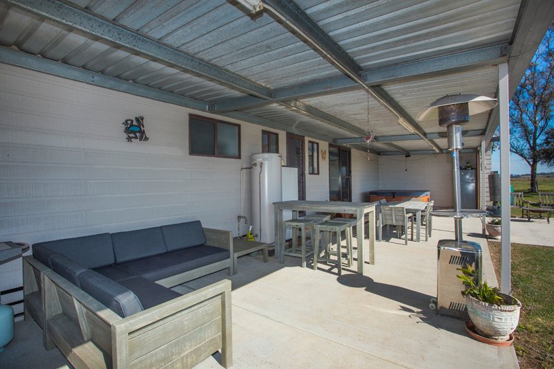 383 Long Point rd East  SINGLETON 15