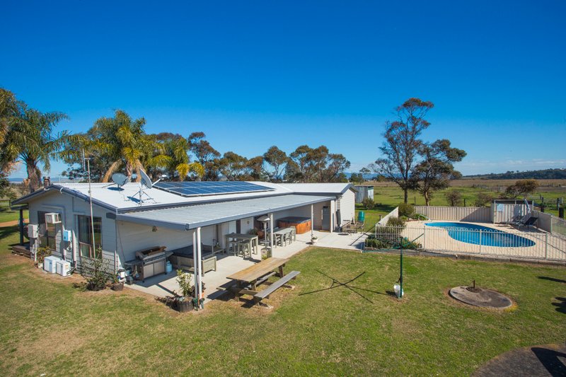 383 Long Point rd East  SINGLETON 16