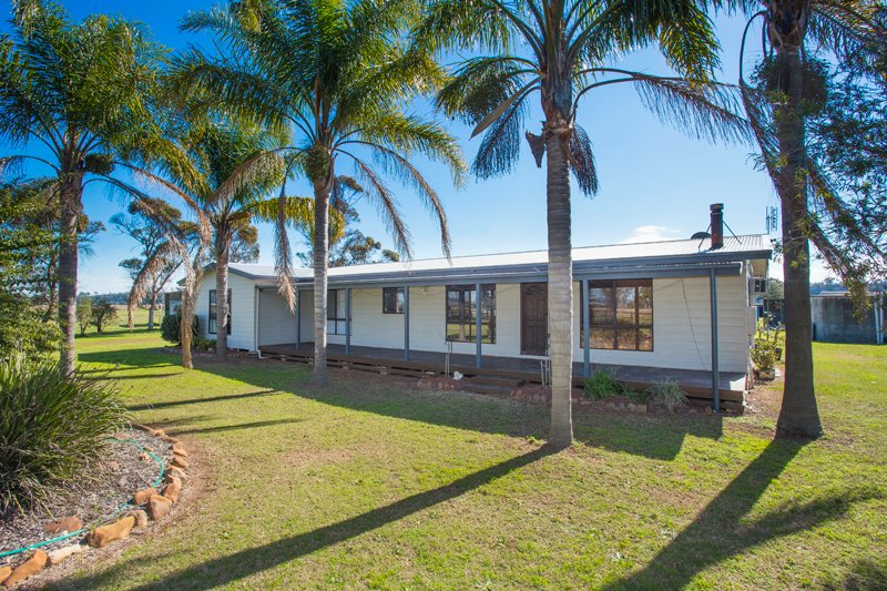 383 Long Point rd East  SINGLETON 22