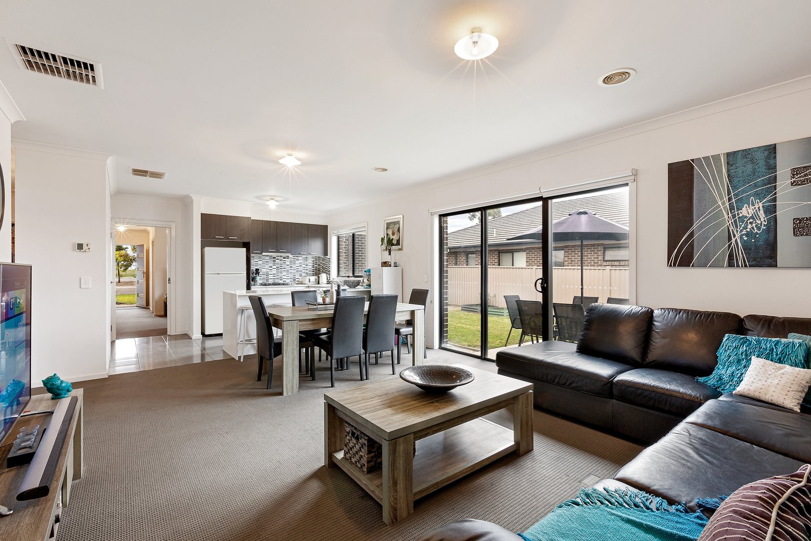 Gallery: 384 Greenhalghs Road