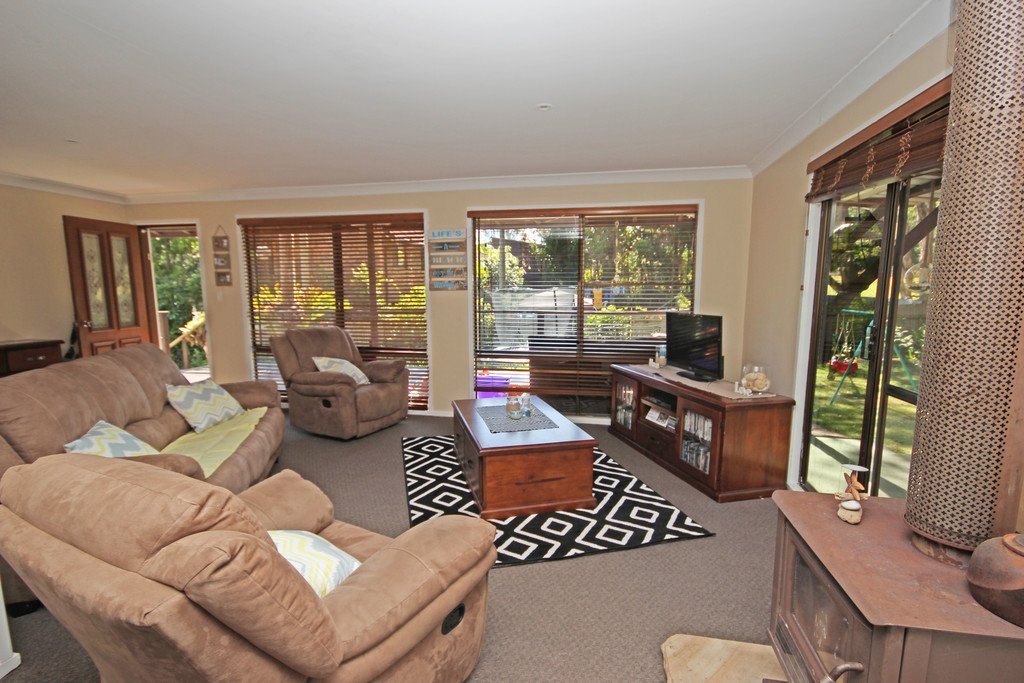 384 Ocean Drive WEST HAVEN 2