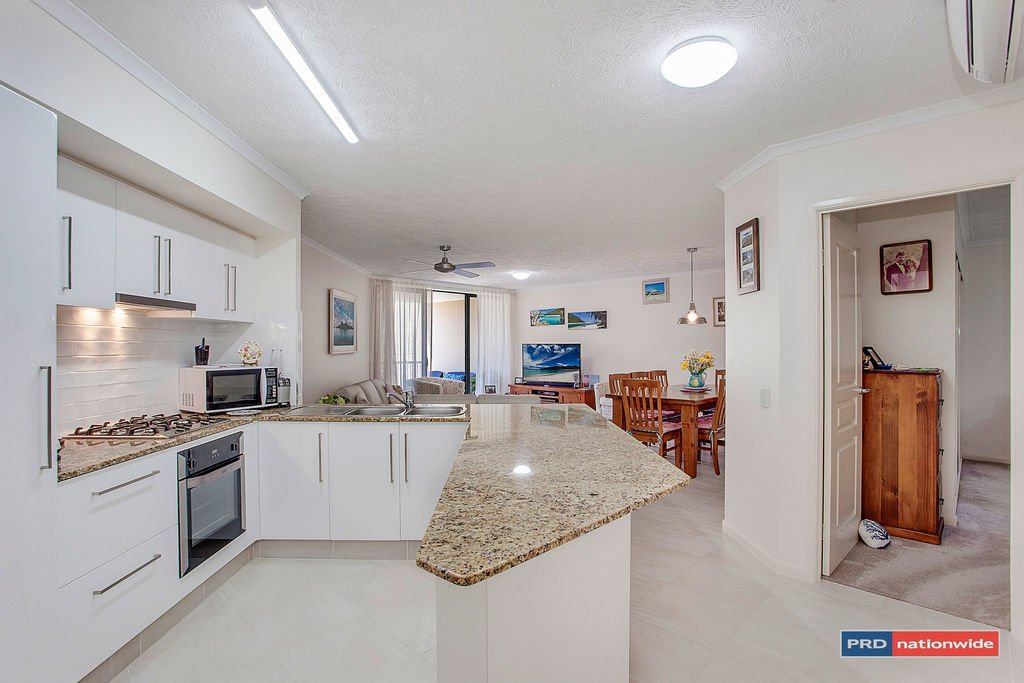 38/4 Park Ave  BURLEIGH HEADS 3