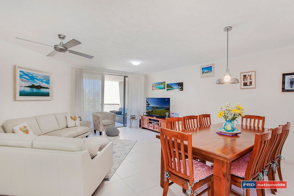 38/4 Park Ave  BURLEIGH HEADS 4