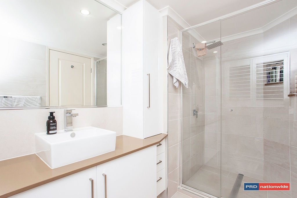 38/4 Park Ave  BURLEIGH HEADS 8