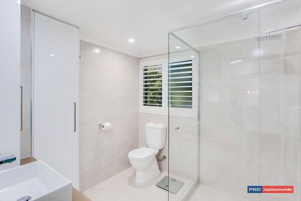 38/4 Park Ave  BURLEIGH HEADS 9