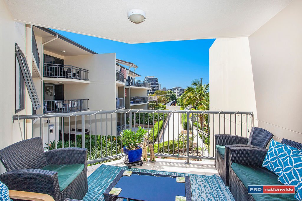 38/4 Park Ave  BURLEIGH HEADS 10