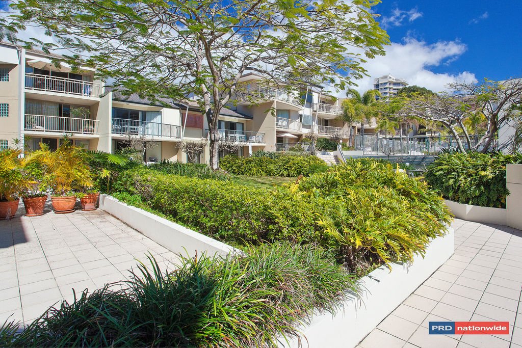 38/4 Park Ave  BURLEIGH HEADS 14
